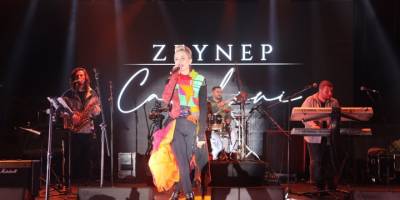 Zeynep Casalini, Bodrum'da konser verdi