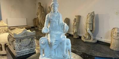 Anadolu'dan kaçırılan Kibele heykeli yıllar sonra bulunduğu topraklarda sergilenecek