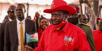 Güney Sudan liderinin, törende tuvaletini tutamadığı görüntüleriyle ilgili 6 gazeteciye gözaltı