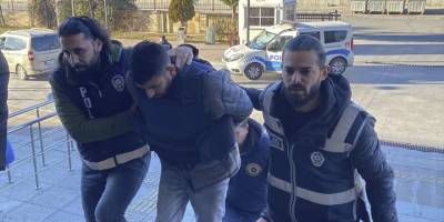 Uşak'ta 1 kişinin öldüğü silahlı kavgayla ilgili 2 şüpheli tutuklandı