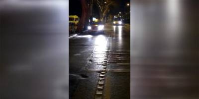 Fatih'te aracına aldığı 3 yolcu tarafından darbedilen taksici hayatını kaybetti