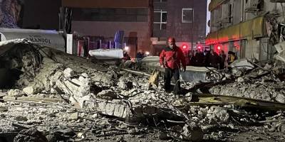 İzmir'de sağanak etkili oldu