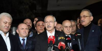 Kılıçdaroğlu, Meral Akşener'i hastanede ziyaret etti: 'Üzüntülü bir haber aldık ve hemen geldim'