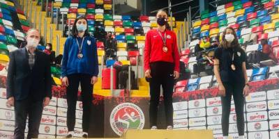 Erdekli sporcu Aleyna Karaca Türkiye şampiyonu