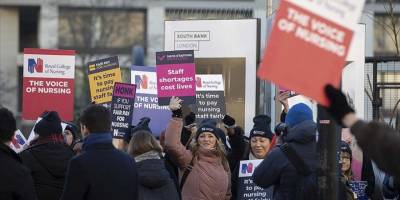 İngiltere ve Galler'de hemşireler şubatta yeniden greve gideceklerini duyurdu