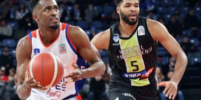 Anadolu Efes: 96 - Yukatel Merkezefendi Belediyesi Basket: 77