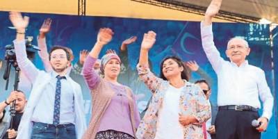 Kılıçdaroğlu’nun mitinginde konuşan çiftçiler AK Parti’ye geçti