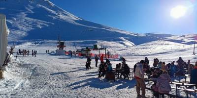 Yarıyılda tatilcilerin kayak tercihi Antalya oldu