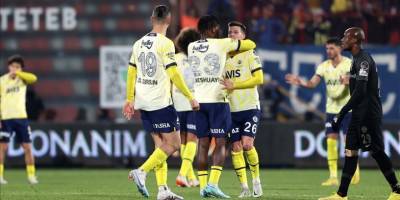 Fenerbahçe zirve takibini sürdürdü