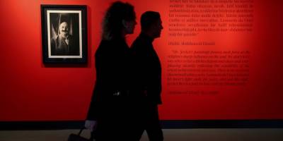 "Zaman ve Mekanın Büyüsünde Bir Ressam: Şevket Dağ" sergisi İzmir'de açıldı