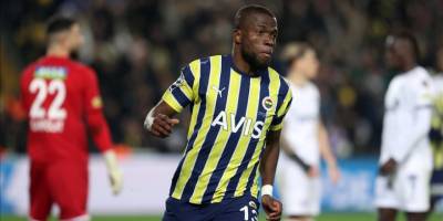 Valencia attı, Fenerbahçe farklı kazandı
