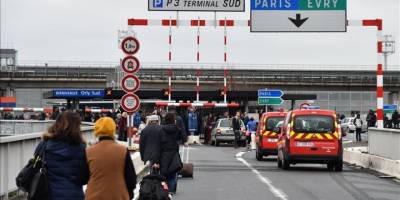 Fransa'da, 31 Ocak'ta Orly Havalimanı'ndaki seferlerin yüzde 20'sini iptal çağrısı