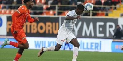 Sivasspor 3 puanı 3 golle aldı