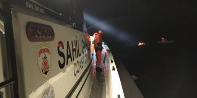 İzmir açıklarında 81 düzensiz göçmen kurtarıldı