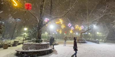 Başkent'te kar etkili oluyor