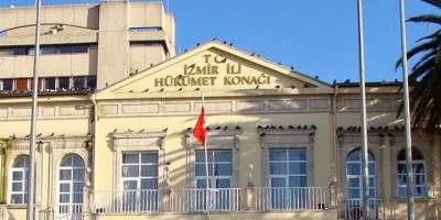 İzmir'den deprem bölgesine 1345 personel sevk edildi