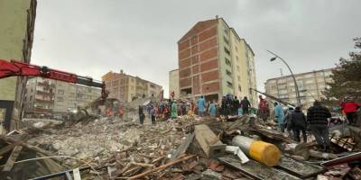 Kremlin: Putin bugün Erdoğan'la Rusya'nın deprem için yapabileceği yardımları konuşacak