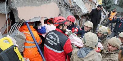 Kronik hastalığı olan depremzedeler, raporlu ilaçlarını bir defaya mahsus reçetesiz alabilecek
