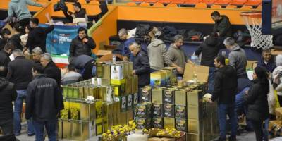 Denizli, Manisa ve Aydın'dan deprem bölgesine yardım malzemesi sevkiyatı sürüyor