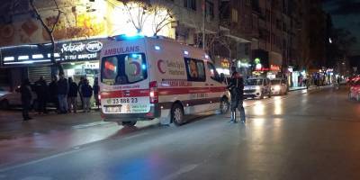 Manisa'da bir kişi bıçakla yaralandı