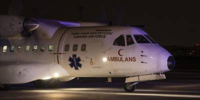 Deprem bölgesindeki 6 yaralı uçakla İstanbul'a getirildi