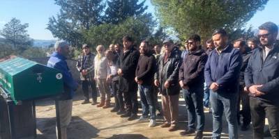 Depremde hayatını kaybeden anne ve oğlu Fethiye'de toprağa verildi