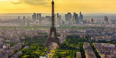 Paris'te Kovid-19 nedeniyle 3'üncü kez sokağa çıkma kısıtlamasına gidiliyor