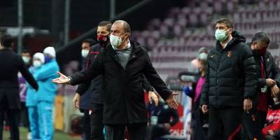 Fatih Terim sarı kart gördü