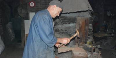 Mesleğinin sonuna geldi! 66 Yıldır dövüyor...