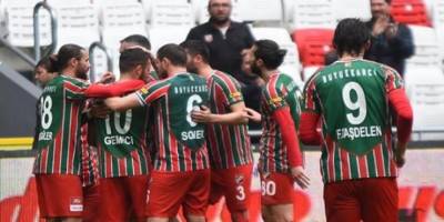 Kaf-Kaf'tan bomba gibi geri dönüş: 3-0