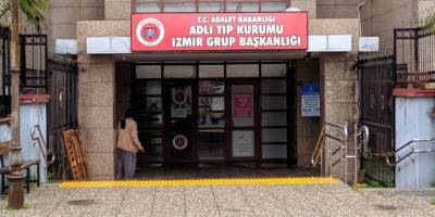 İzmir’deki damat dehşetinin ardından cenazeler adli tıptan alındı