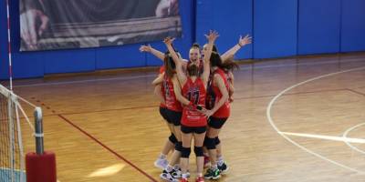 Altınordu Kadın Voleybol Takımı play-off'a odaklandı