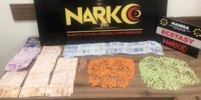 Manisa'da uyuşturucu operasyonunda 3 kişi tutuklandı