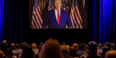 Trump, hakkındaki soruşturma nedeniyle jüri önünde ifade vermeye çağırıldı