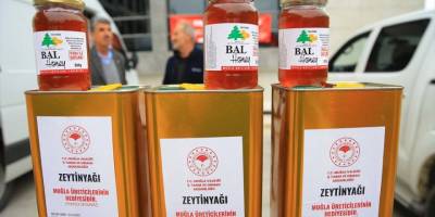 Muğlalı çiftçilerin bağışladığı çam balı, zeytinyağı, et ve süt ürünleri depremzedelere ulaştırılacak