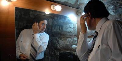 Tarzı ve yorumuyla Türk popunun unutulmaz sesi: Erol Büyükburç