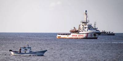 Akdeniz'de 30 göçmen kayboldu