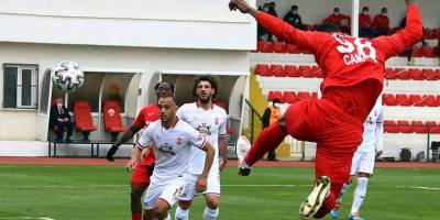 Ümraniyespor: 1 - Balıkesirspor: 2