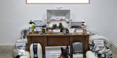 Bodrum'da evinde uyuşturucu imal ettiği tespit edilen şüpheli gözaltına alındı