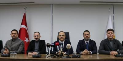 AK Parti İzmir İl Başkanı Sürekli, milletvekili aday adaylığı için görevinden istifa etti