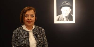 Nazender Süzer Gökçe, dedesi Aşık Veysel'le anılarını anlattı