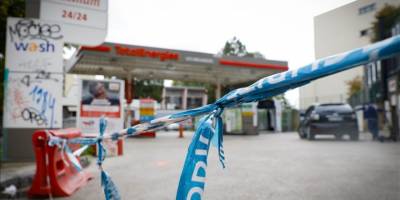 Fransa'da grevler nedeniyle akaryakıt istasyonlarının yüzde 13'ü hizmet veremiyor