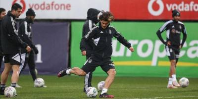 Beşiktaş'ta Fenerbahçe maçı hazırlıkları başladı