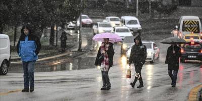 Başkentte kar etkili oluyor