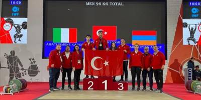 Milli halterci Sami Baki, yıldızlarda dünya şampiyonu oldu