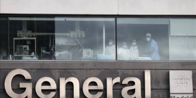 İspanya'da yaklaşık 800 bin kişi ameliyat için sıra bekliyor