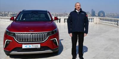 Togg T10X Azerbaycan Cumhurbaşkanı İlham Aliyev'e teslim edildi