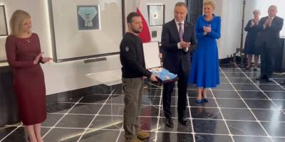 Ukrayna lideri Zelenskiy'e Polonya'nın en yüksek nişanı "Beyaz Kartal" verildi