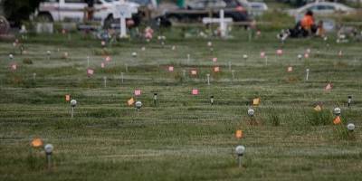 Kanada’daki yatılı kilise okulunun yakınında 40 kayıtsız çocuk mezarı bulundu