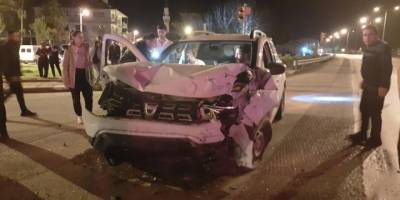 Manisa’daki trafik kazasında 3 kişi yaralandı